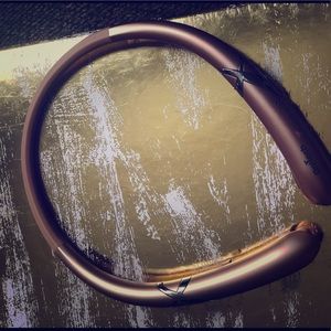 Bluetooth headphones